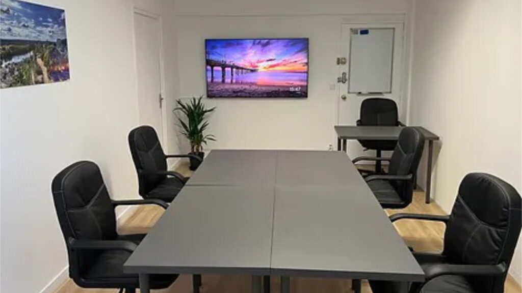 Salle 4 à 5 personnes